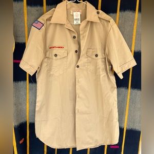 Men’s Boy scout uniform shirt short sleeve NWT medium